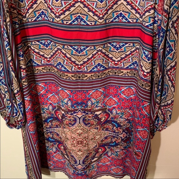 Plus Size Flattering Dress - Picture 2 of 4